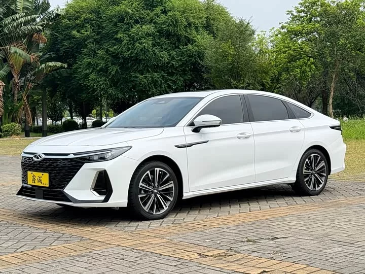 Chery Arrizo 8