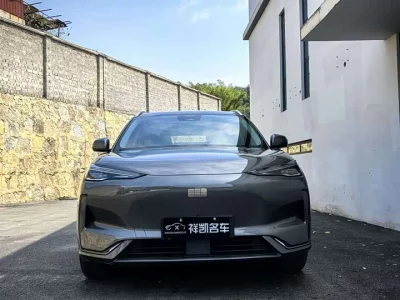 Geely Galaxy E5