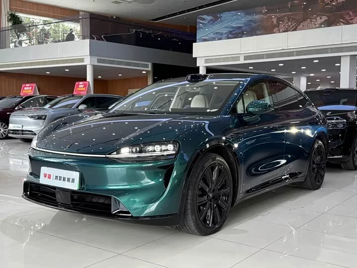 Luxeed R7