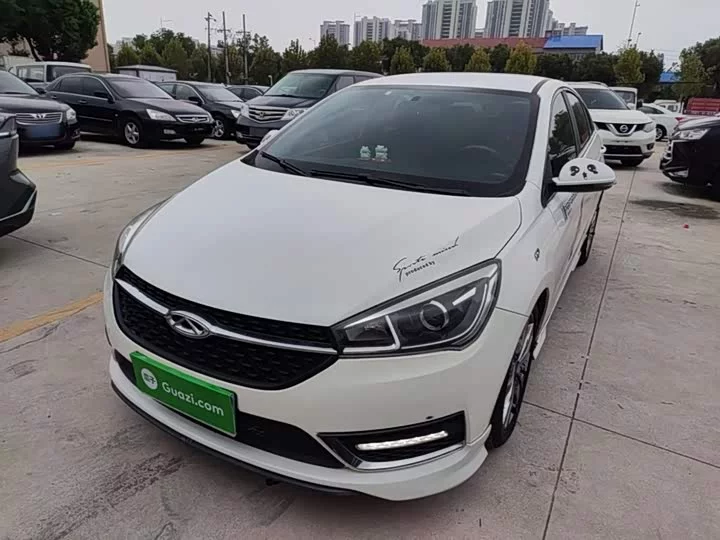 Chery Arrizo 5
