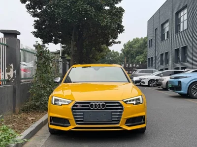 Audi S4