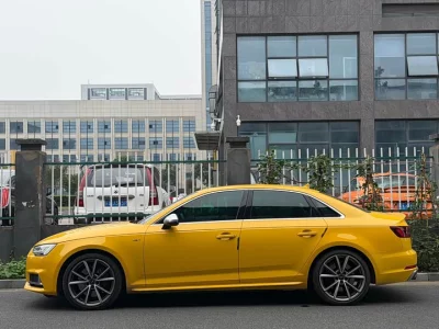Audi S4