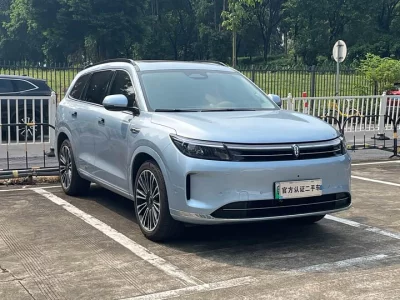 AITO M7
