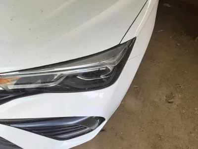 Roewe i5