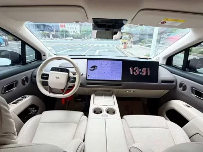 Li Ideal i8