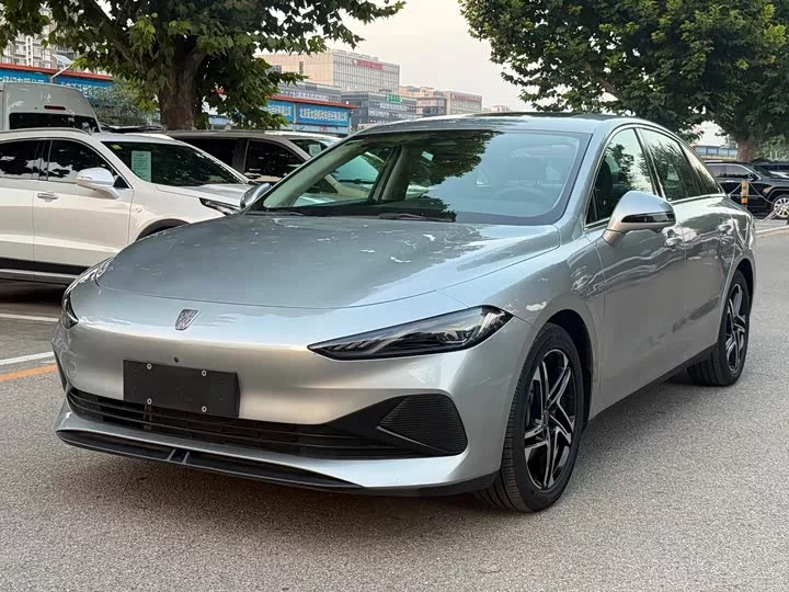 Roewe D7