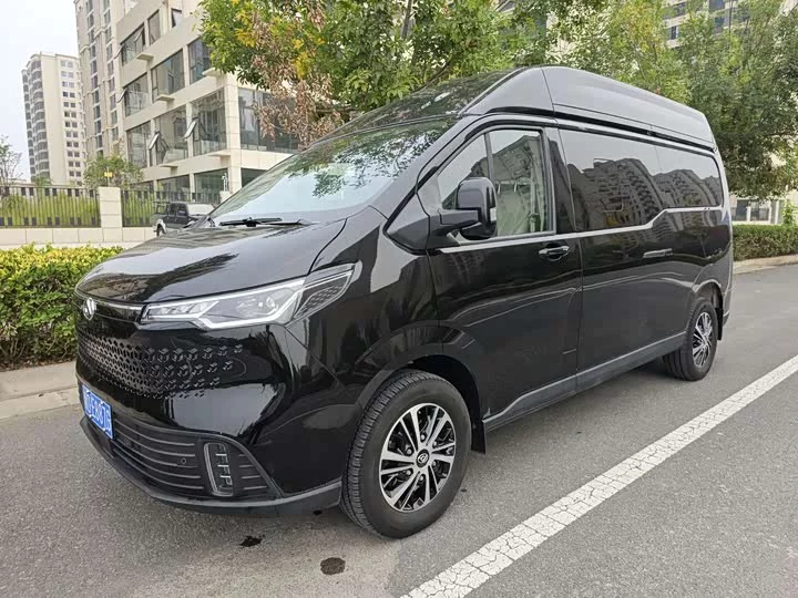 Maxus Xintu V70