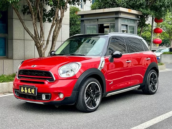 MINI COUNTRYMAN