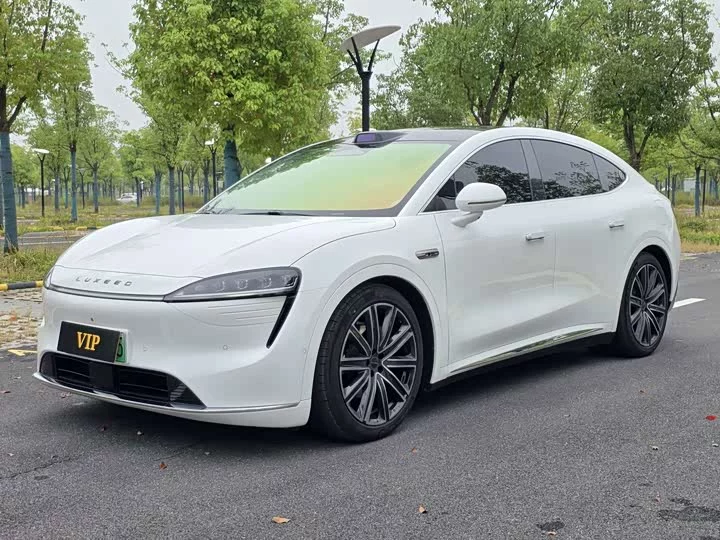 Luxeed R7