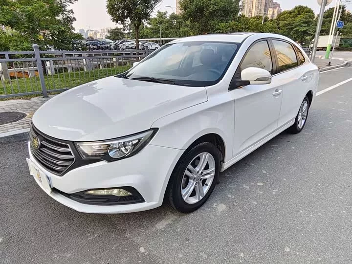 FAW Bestune B30