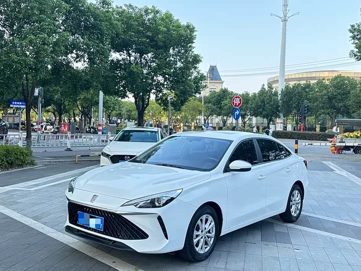 Roewe i5