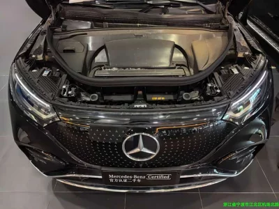 Mercedes-Benz EQE SUV