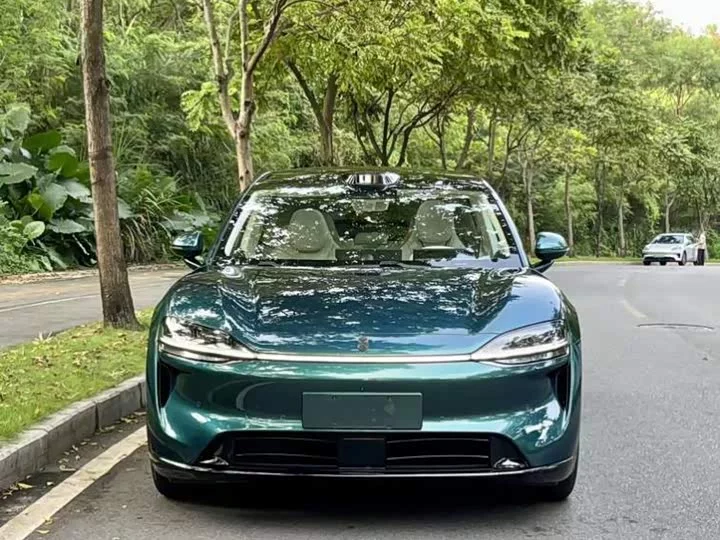 Luxeed R7