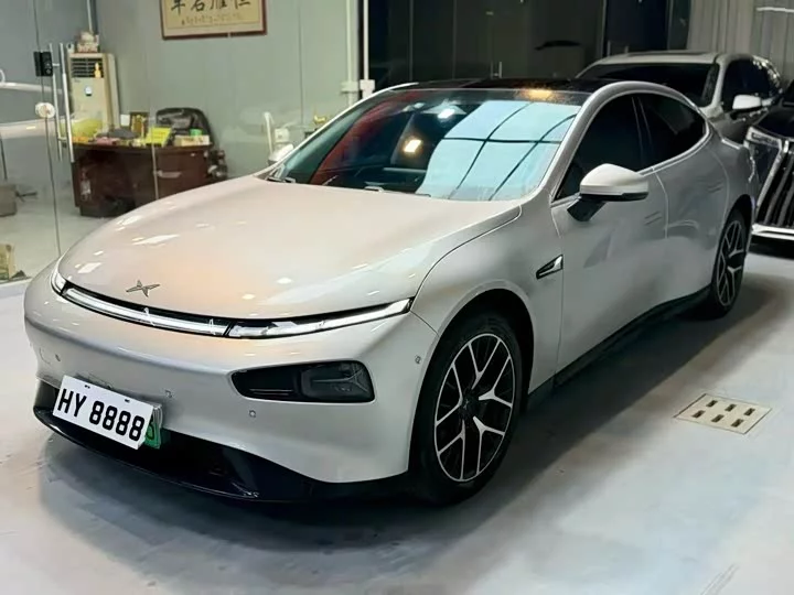 XPeng P7