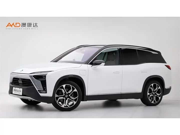 NIO ES8