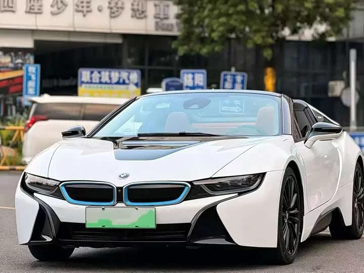 BMW i8