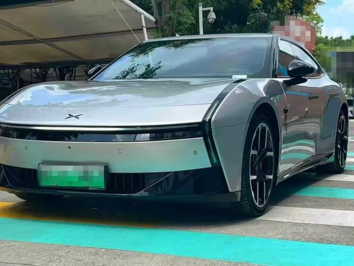 XPeng P7