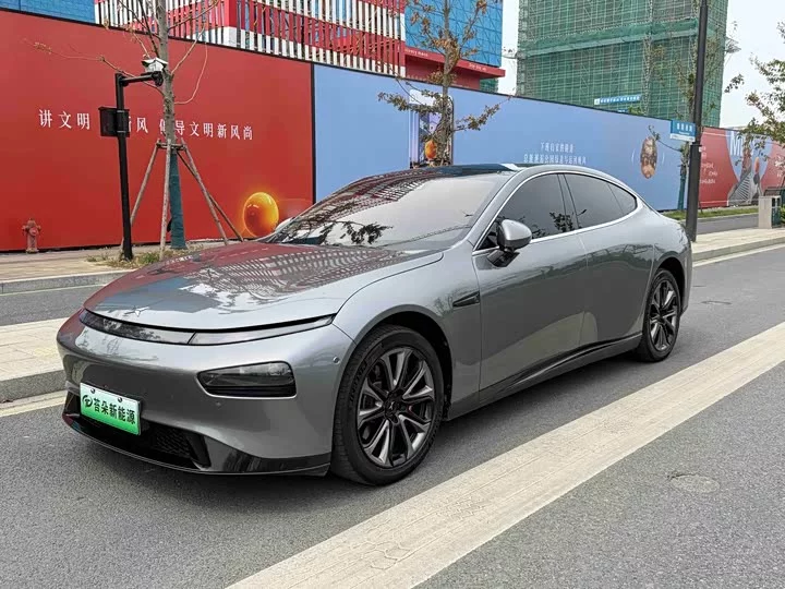 XPeng P7