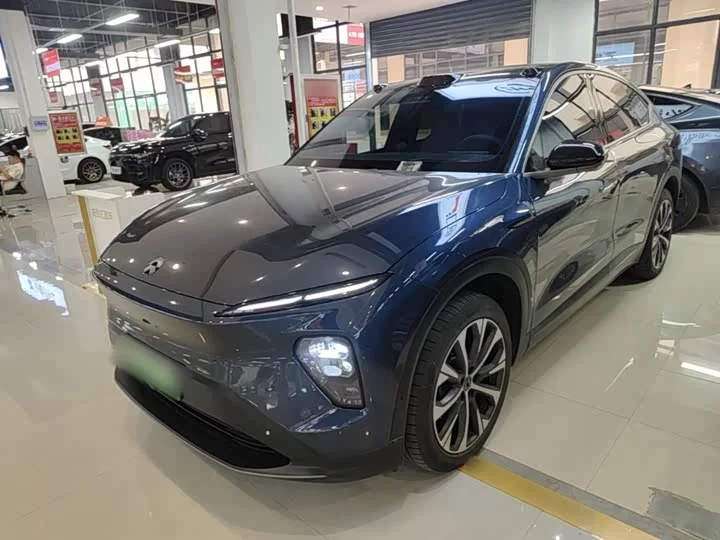 NIO EC7