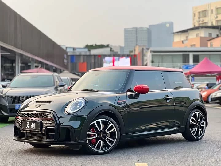 MINI JCW