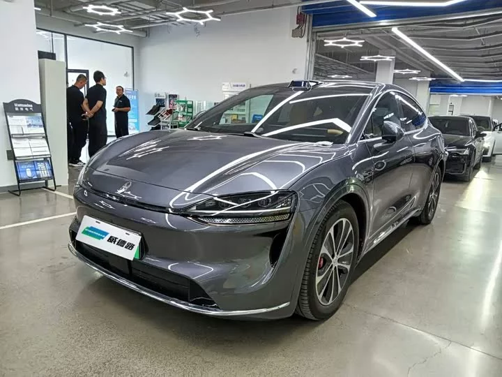 Luxeed R7