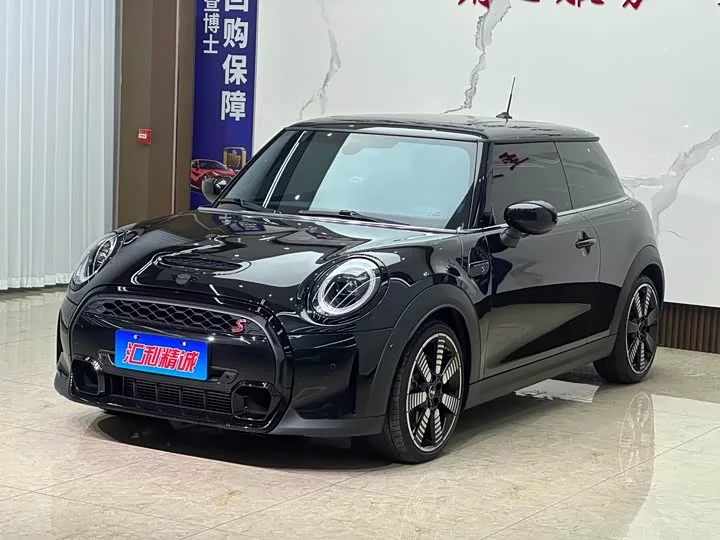 MINI 