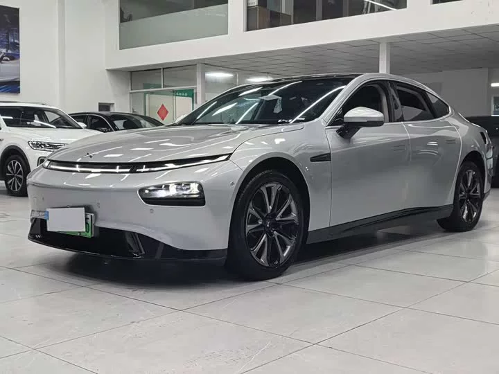 XPeng P7