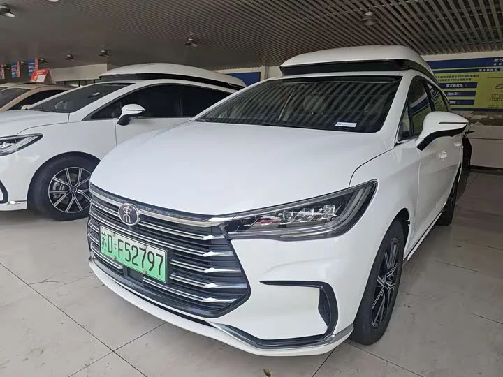 BYD Song MAX New Energy