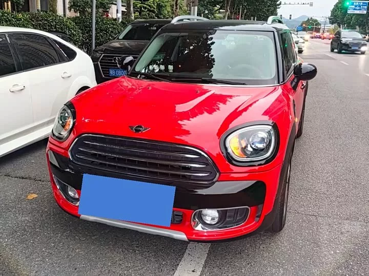 MINI COUNTRYMAN