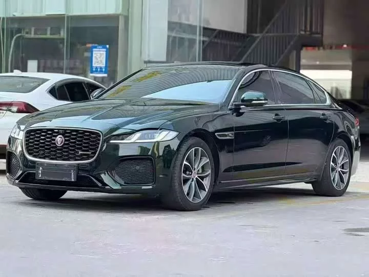 Jaguar XFL