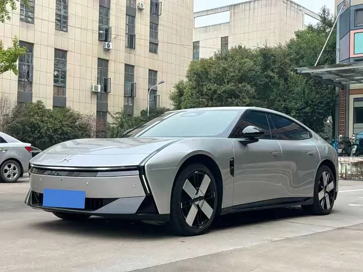 XPeng P7