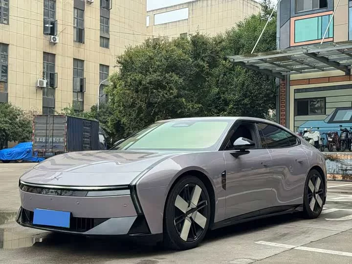 XPeng P7