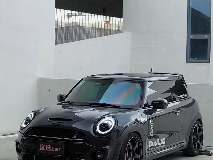 MINI 