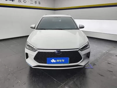 BYD e2