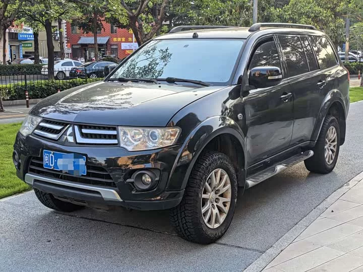 Mitsubishi Pajero Jinchang
