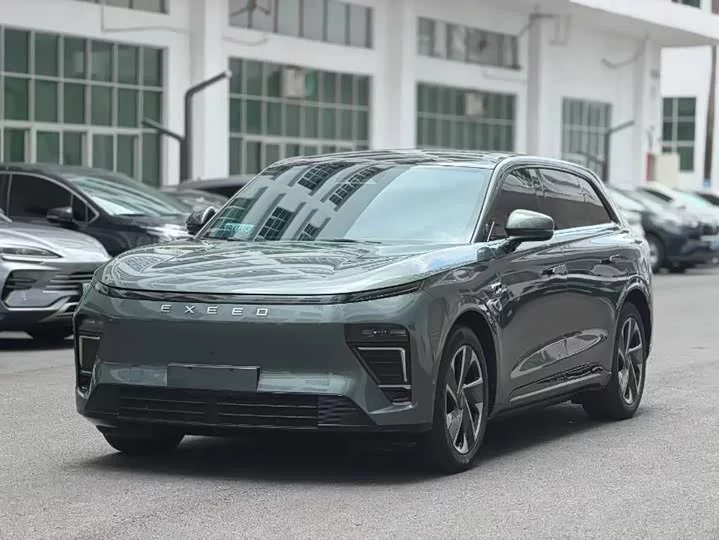 Luxeed R7