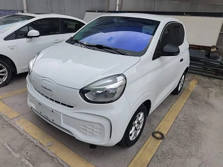 Roewe CLEVER by Colwei