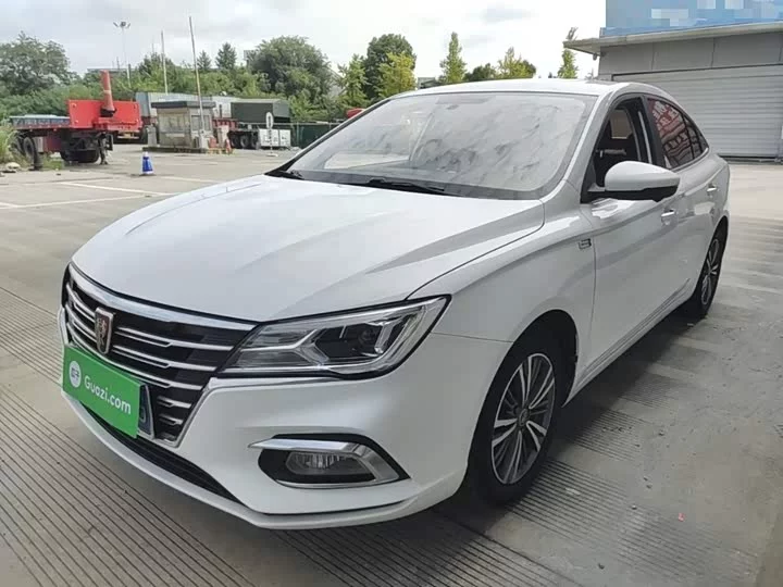 Roewe i5