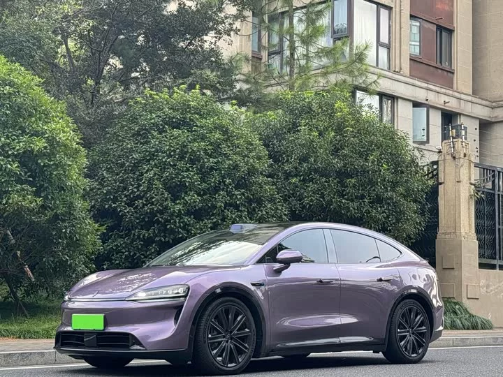 Luxeed R7
