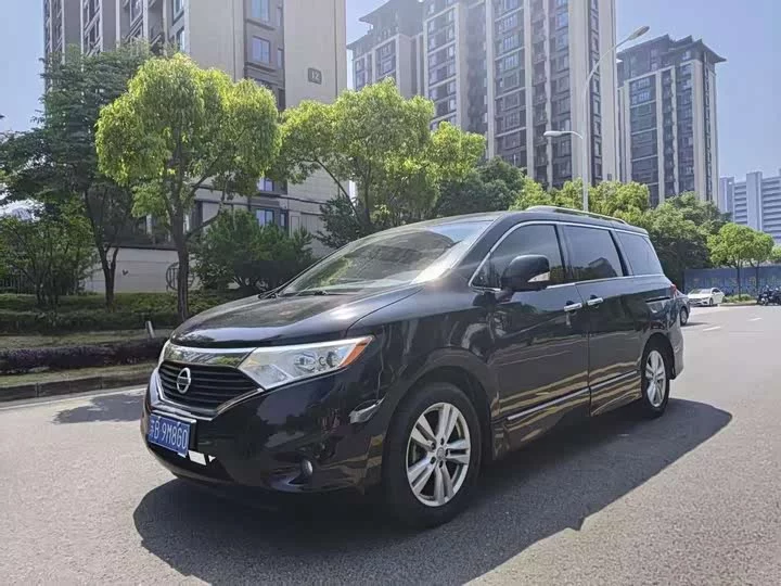 Nissan Quest