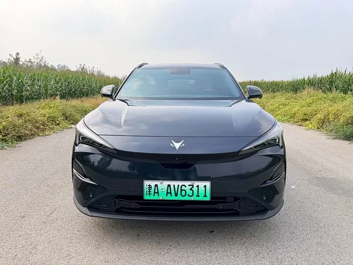 ARCFOX JiFox Alpha T5