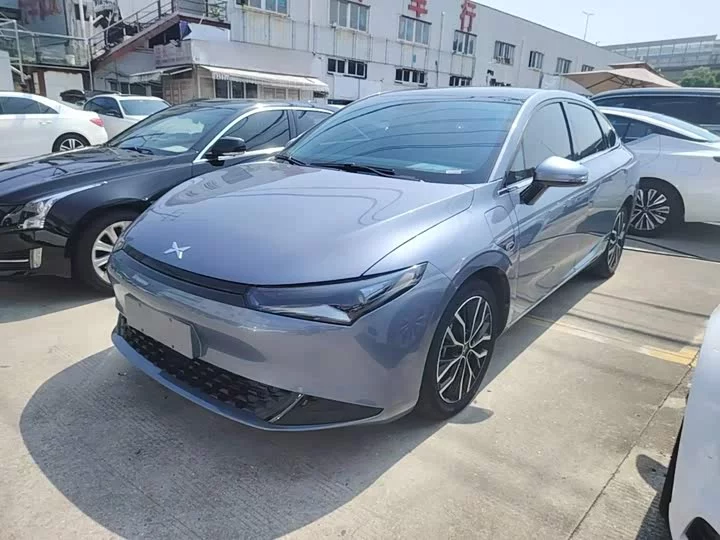 XPeng P5
