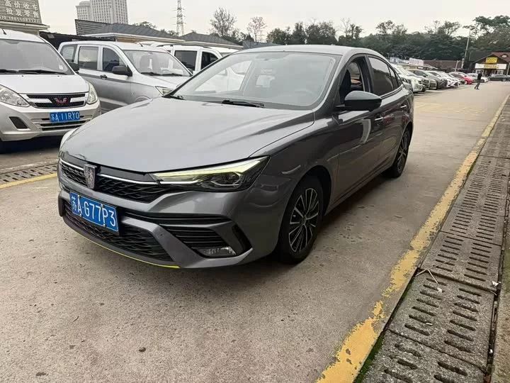 Roewe i5
