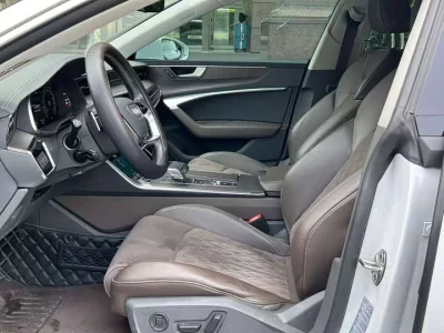 Audi A7L