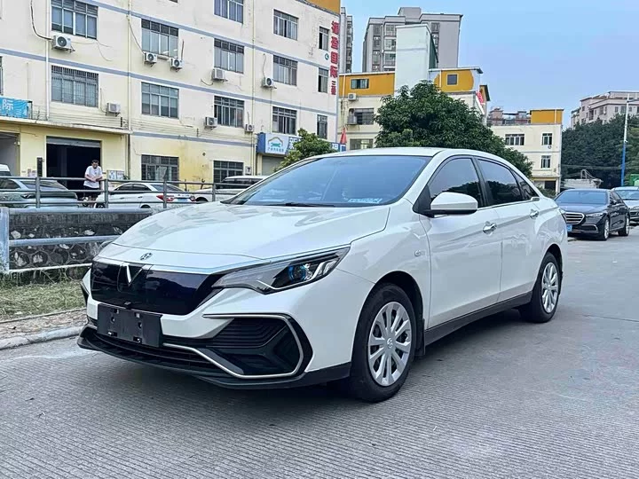 Venucia D60EV