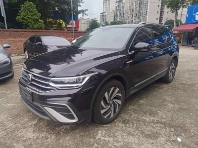 Volkswagen Tiguan L