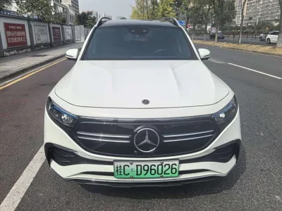 Mercedes-Benz EQB