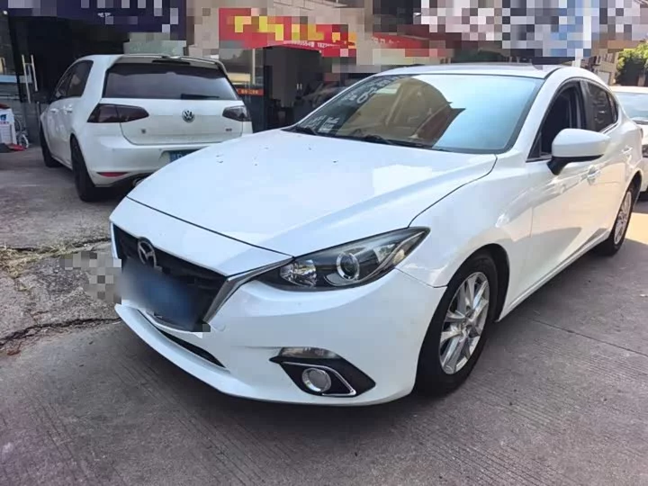 Mazda Axela
