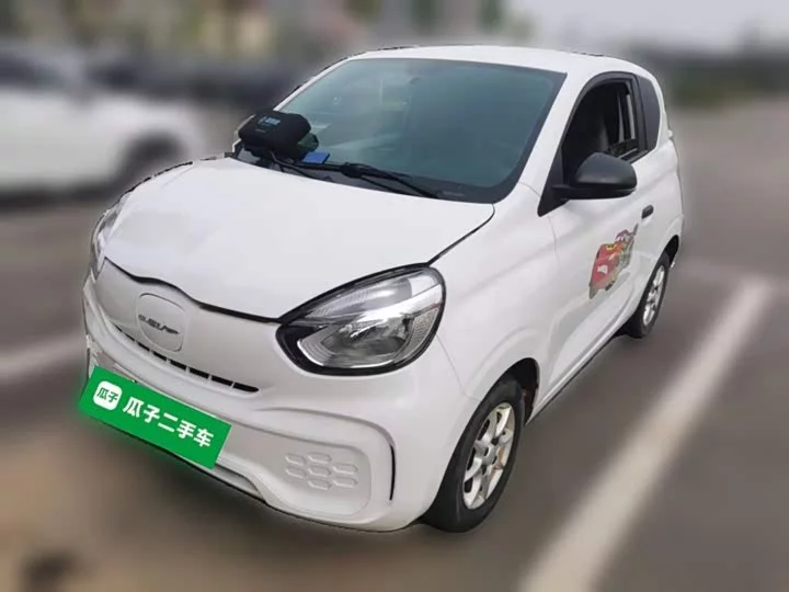 Roewe CLEVER by Colwei