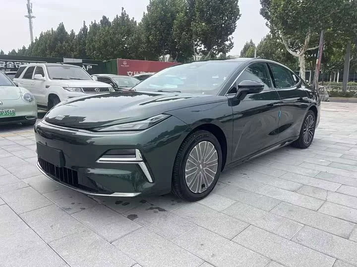 Geely Galaxy Star 8